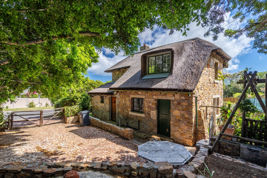 2 Bedroom Property for Sale in San Michel Western Cape